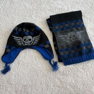 GAP Kids Skull Wing Hat and Scarf Set - Black and Blue
